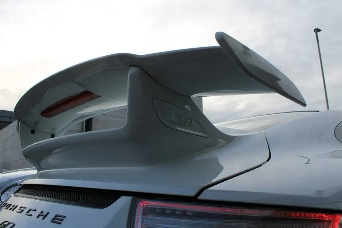 2013-porsche-911-38-gt3-big-34