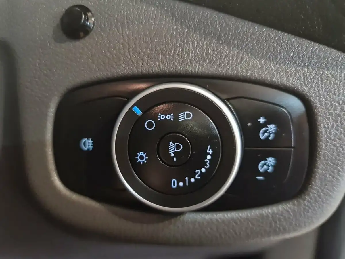 2020-ford-transit-connect-15-ecoblue-l2-230-trend-100pseu6dt-big-25