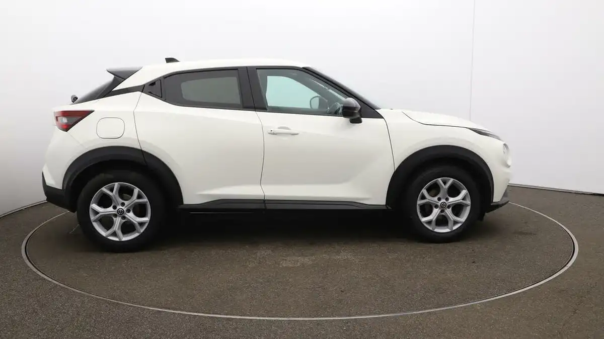 2022-nissan-juke-10-dig-t-n-connecta-big-47