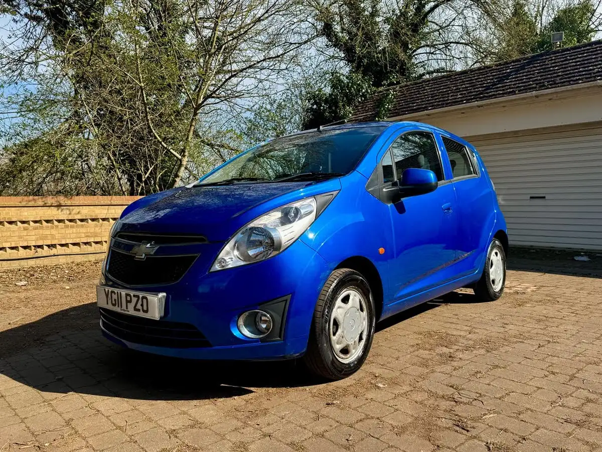 2011-chevrolet-spark-12-ls-big-5
