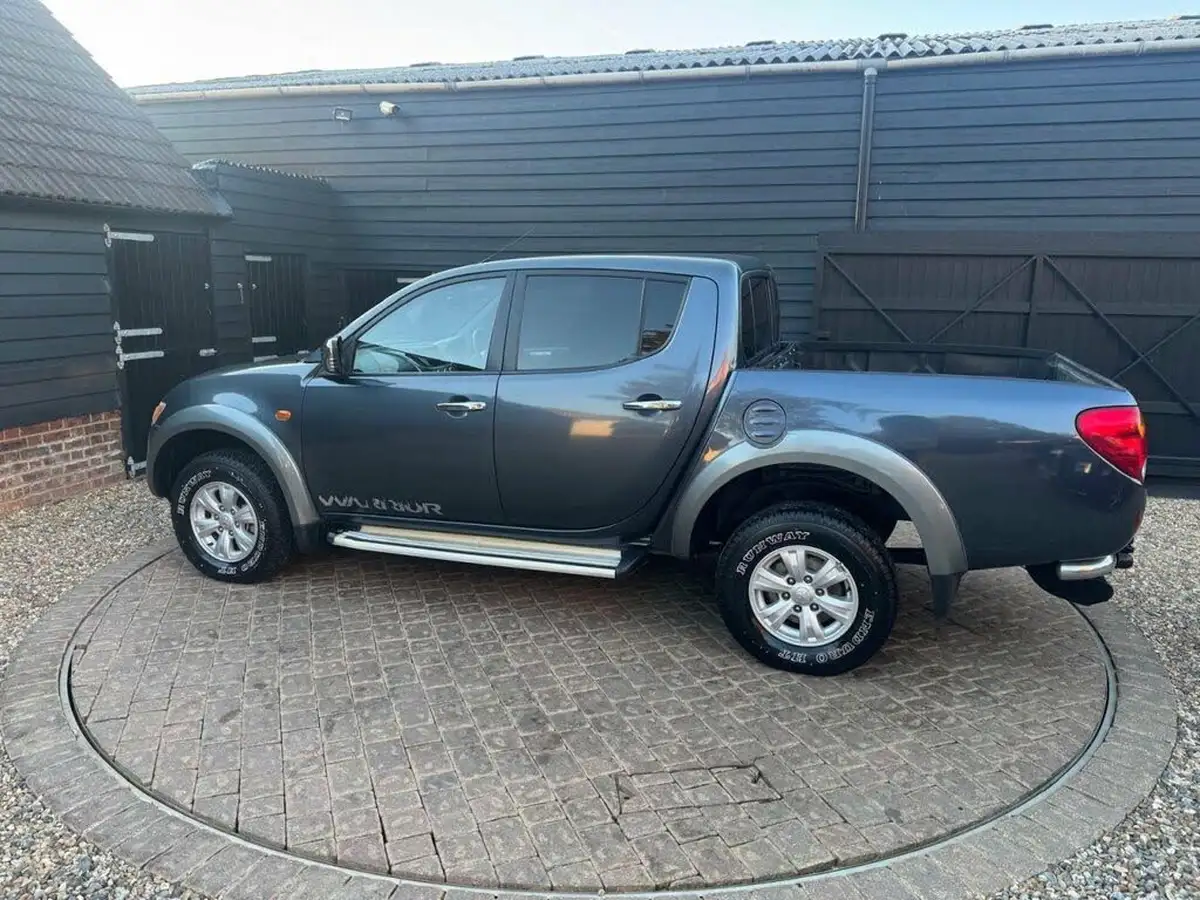 2008-mitsubishi-l200-25td-warrior-double-pickup-big-40