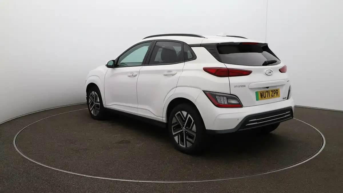 2021-hyundai-kona-e-ultimate-big-61