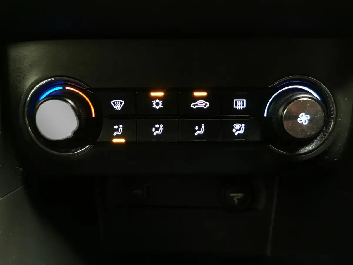 2019-mg-zs-suv-15-vti-tech-excite-105bhp-big-21