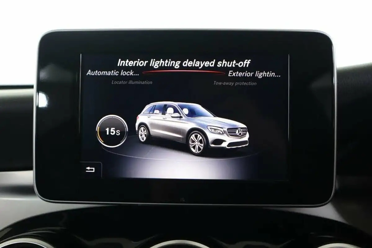 2018-mercedes-benz-glc-class-21d-glc220d-urban-edition-big-49