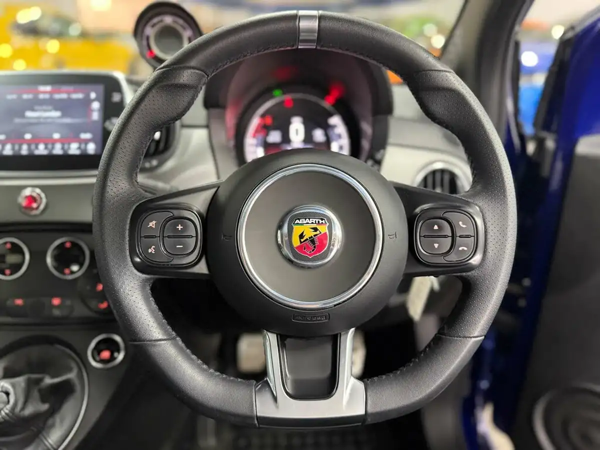 2021-abarth-595-14-tjet-turismo-big-35