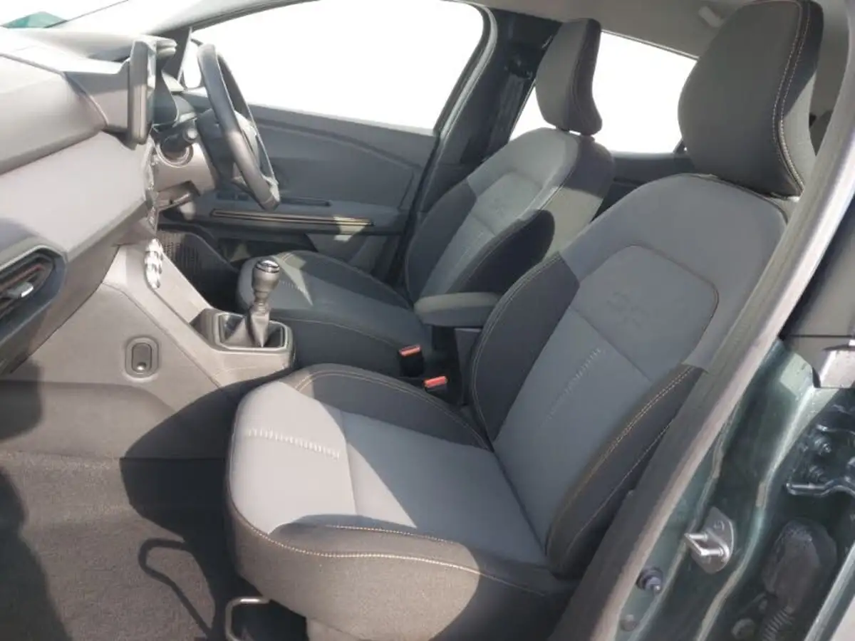 2024-dacia-sandero-stepway-10-tce-extreme-90bhp-big-4