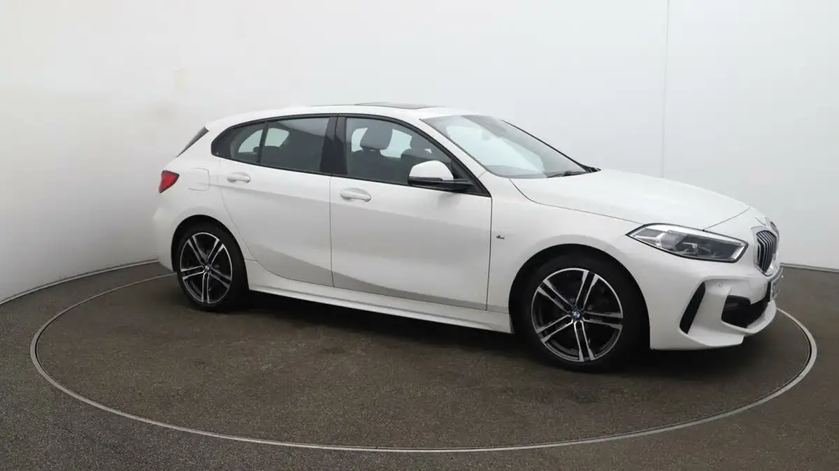 2023-bmw-1-series-15-118i-m-sport-lcp-dct-big-44