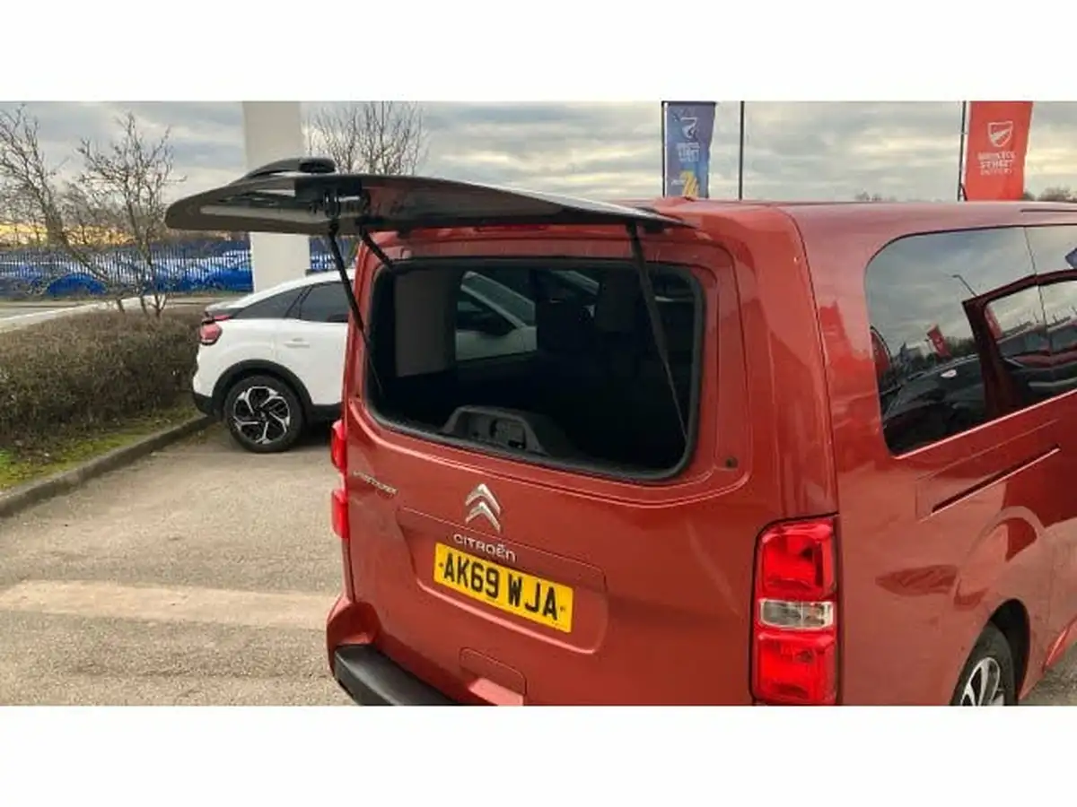 2019-citroen-spacetourer-20bluehdi-flair-xl-big-26