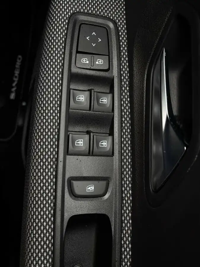 2022-dacia-sandero-10-tce-comfort-90bhp-big-27
