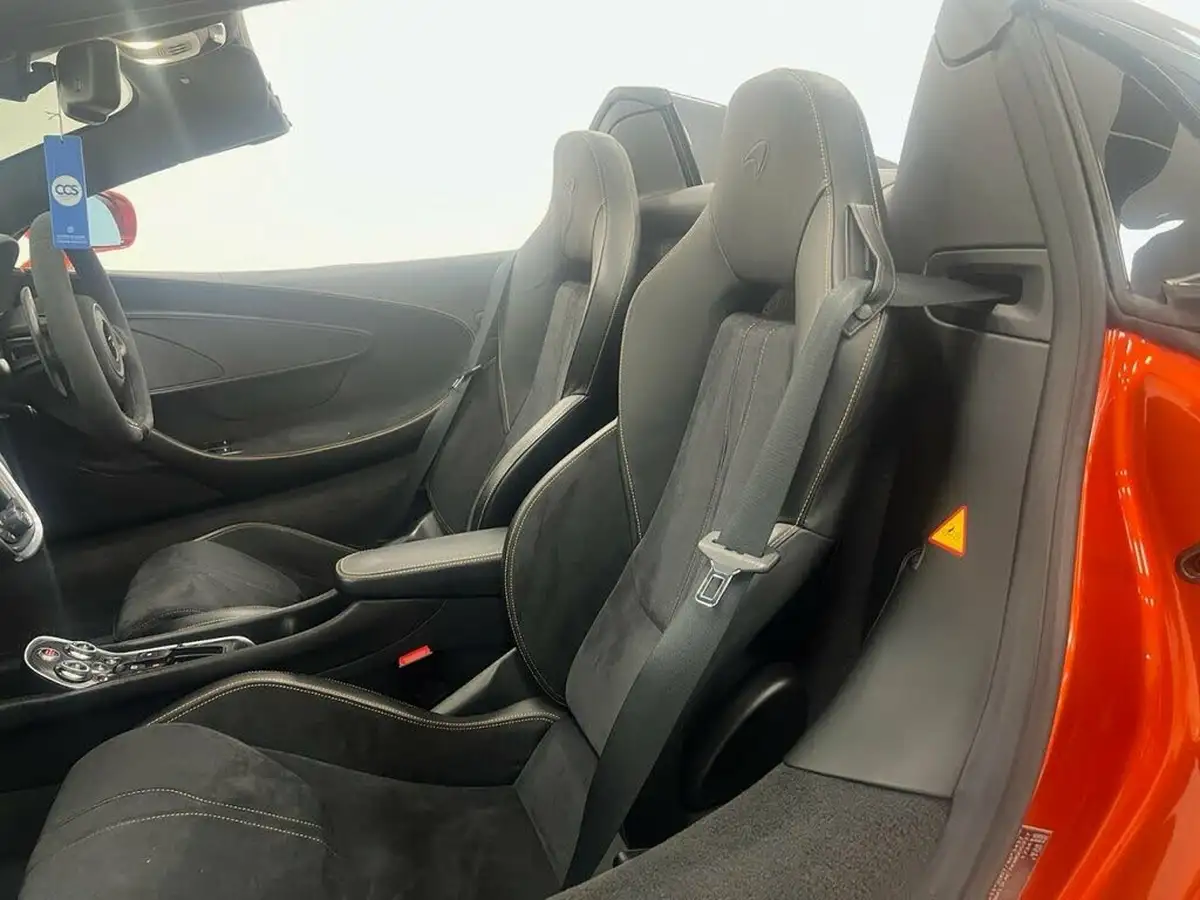 2019-mclaren-570s-38-coupe-big-35