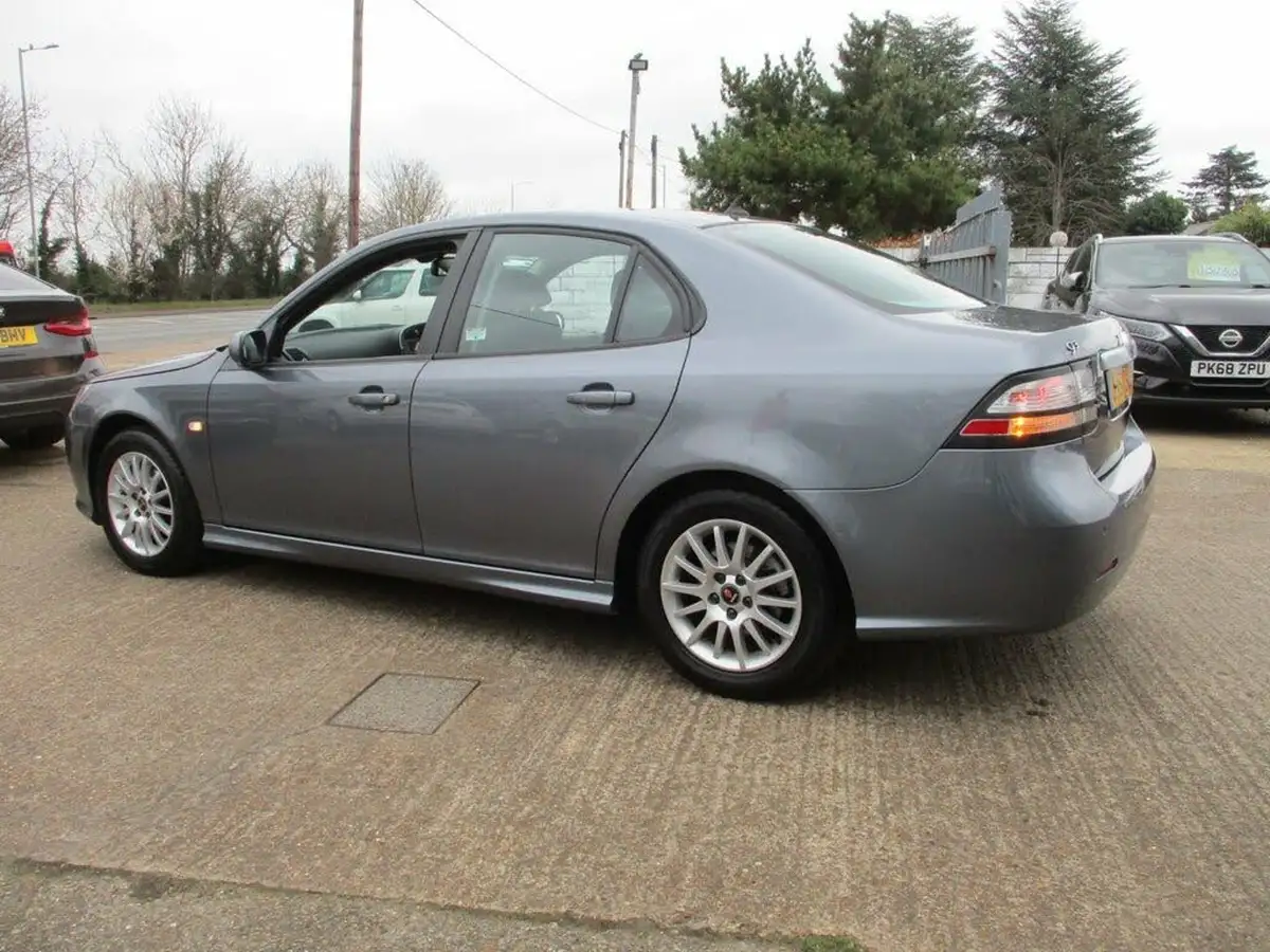 2007-saab-9-3-20-linear-se-18t-saloon-4d-big-9