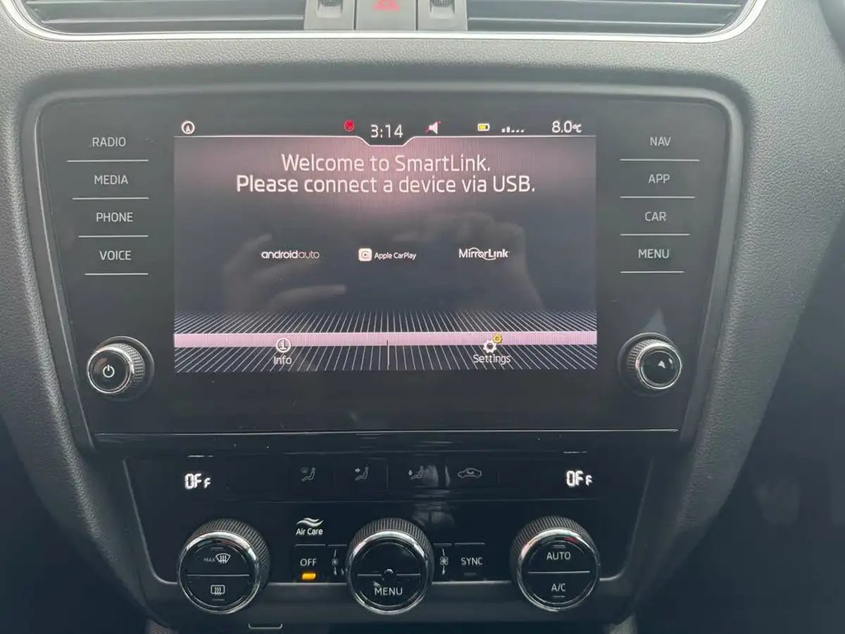 2019-skoda-octavia-10-tsi-se-technology-hatchback-big-32