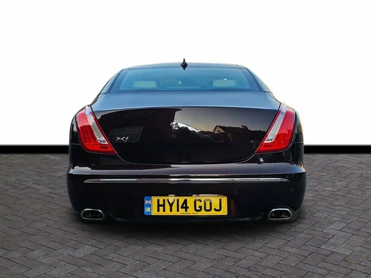 2014-jaguar-xj-series-30td-xj-portfolio-swb-auto-big-5
