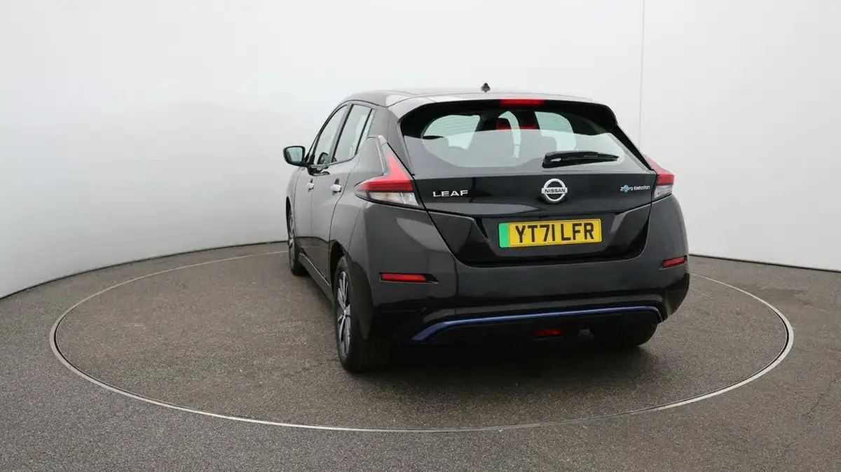 2021-nissan-leaf-e-acenta-big-58