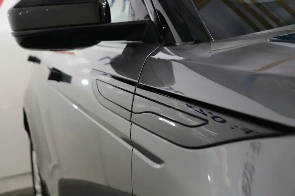 2020-land-rover-range-rover-evoque-20-p200-r-dynamic-s-200bhp-big-18