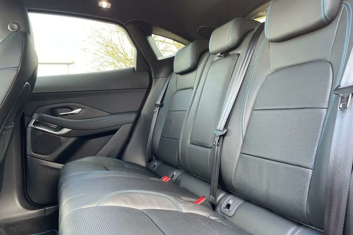 2020-jaguar-e-pace-20-i4d-r-dynamic-s-180ps-awd-auto-big-28