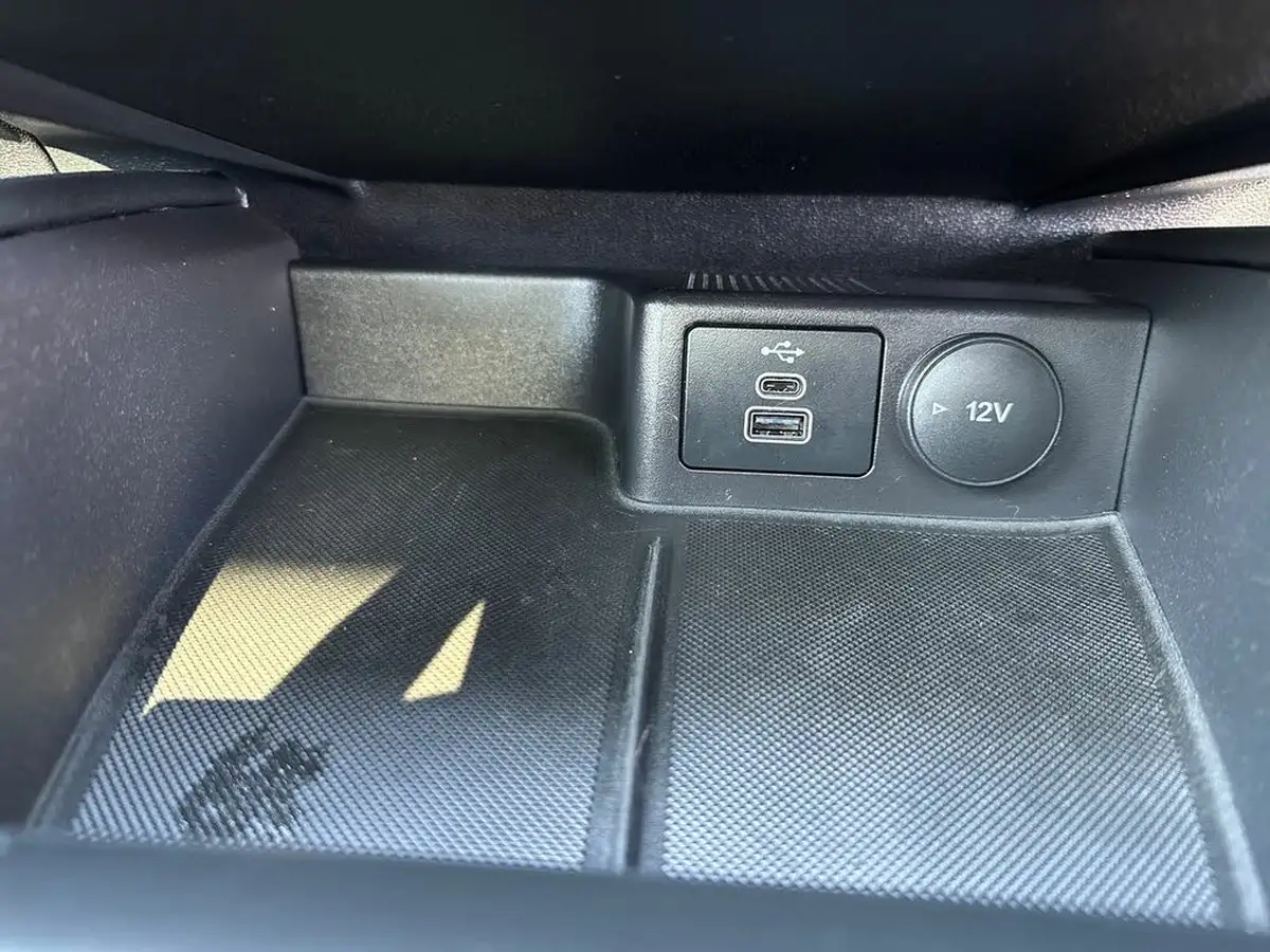 2023-ford-kuga-25t-st-line-x-edition-190ps-fhev-big-23