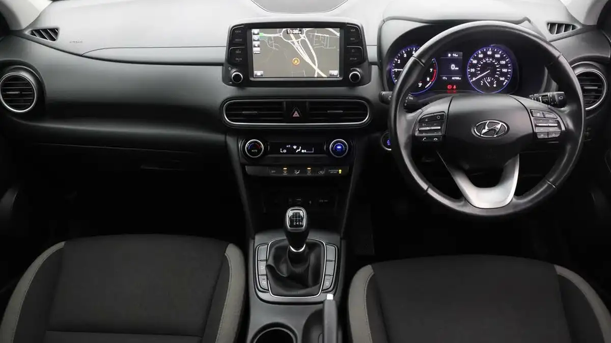 2018-hyundai-kona-10-t-gdi-premium-big-12