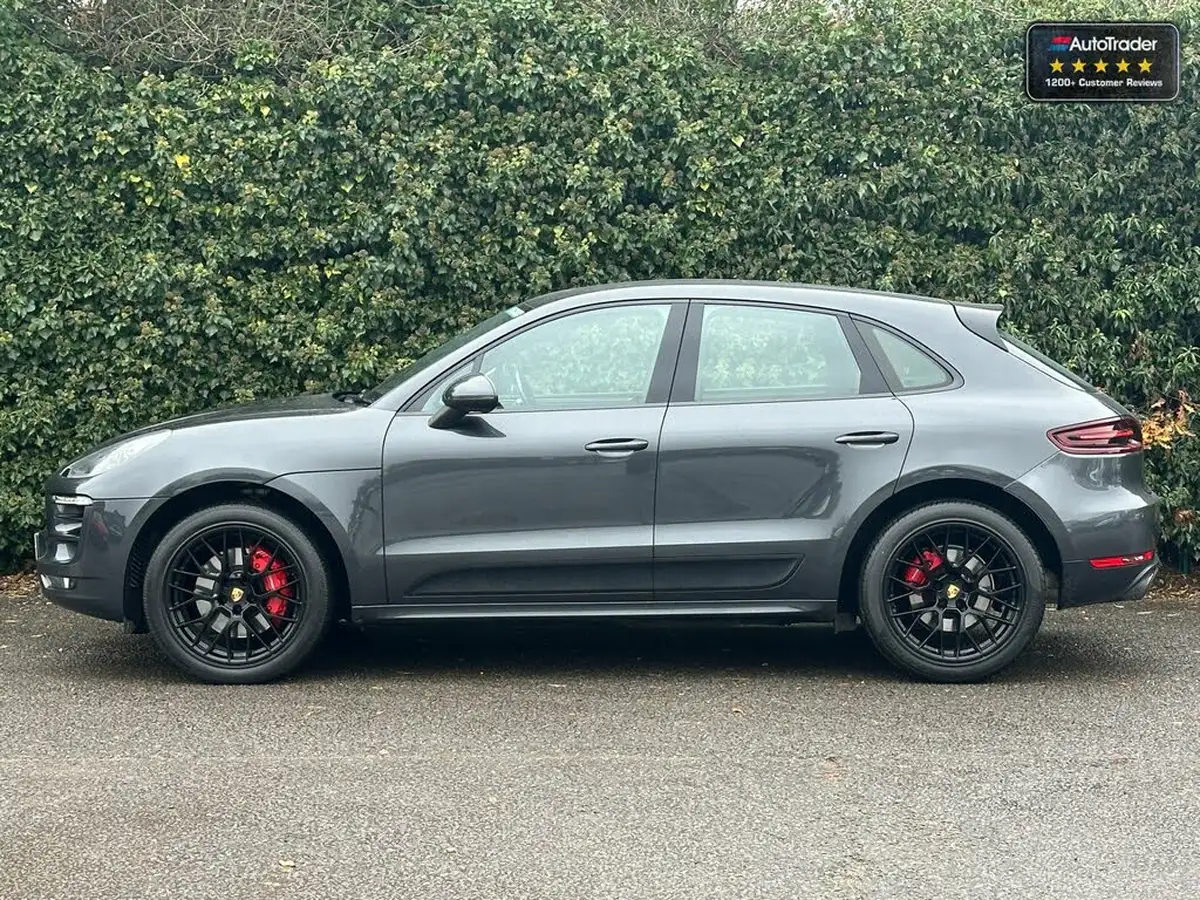 2018-porsche-macan-30-gts-big-36