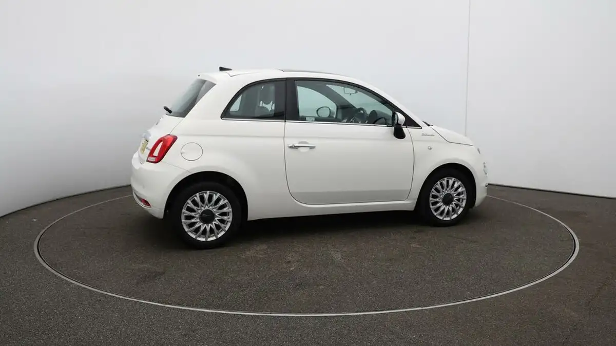 2021-fiat-500-10-dolcevita-big-49