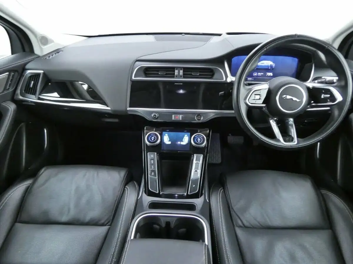 2021-jaguar-i-pace-ev400-hse-big-17