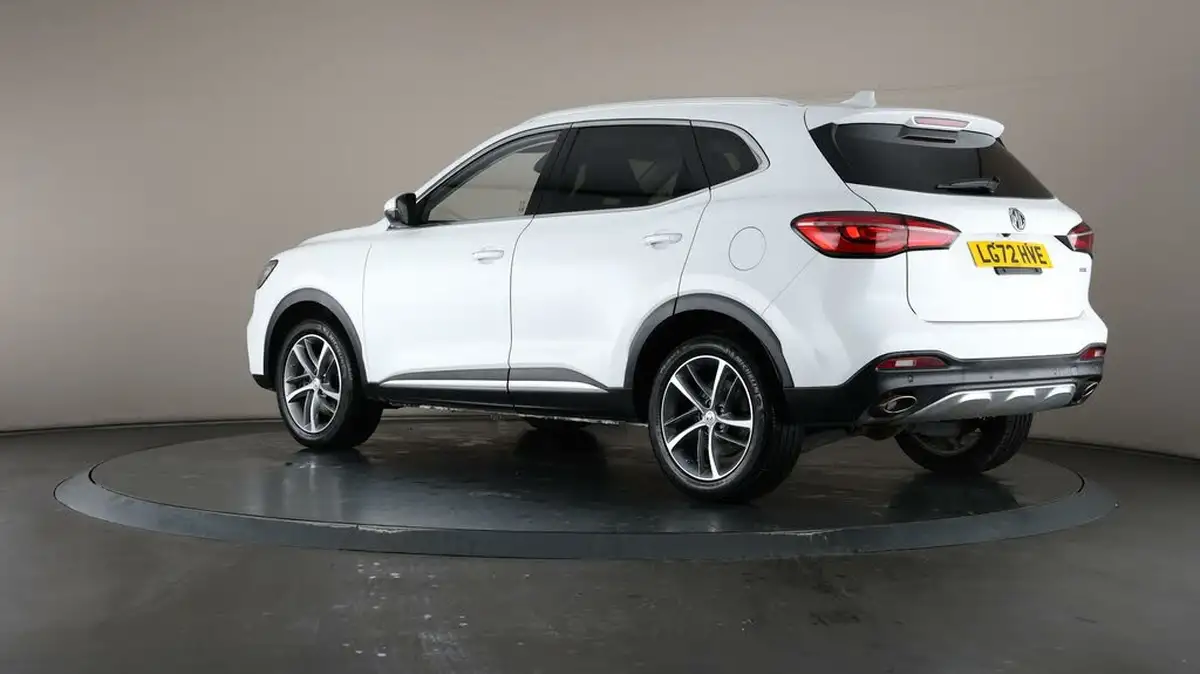 2022-mg-hs-15t-gdi-exclusive-162ps-big-64