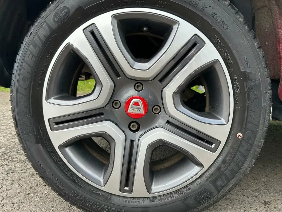 2019-dacia-sandero-stepway-09-tce-techroad-big-37