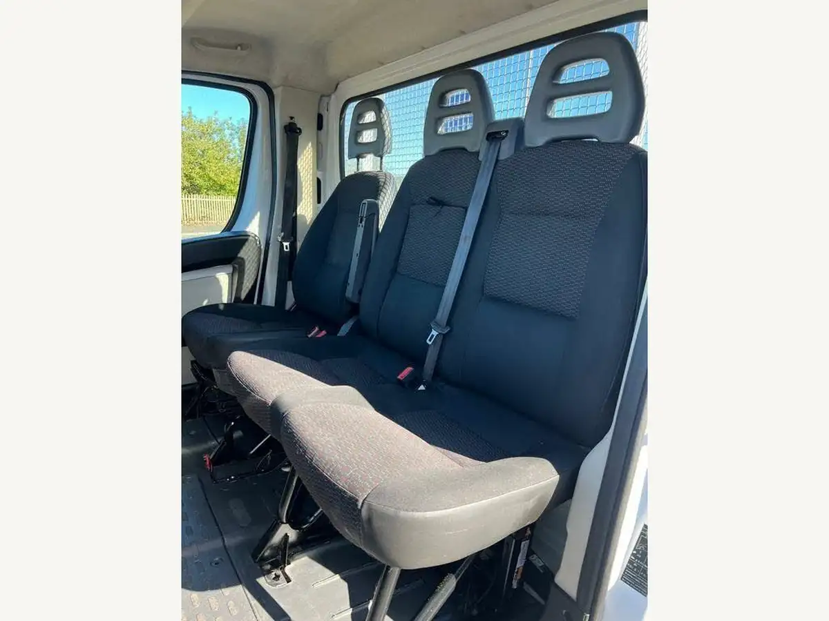 2019-peugeot-boxer-20-bluehdi-435-l4-big-11