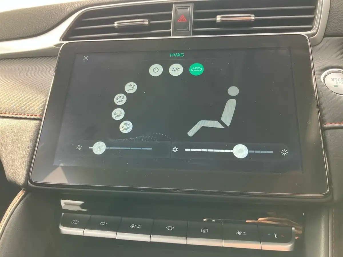 2023-mg-zs-suv-10t-gdi-excite-big-13