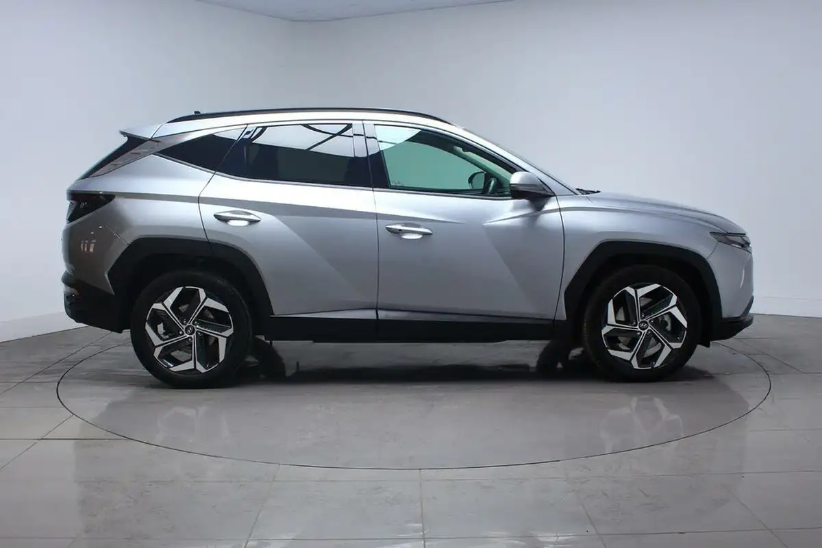 2024-hyundai-tucson-16-t-gdi-premium-230ps-hybrid-auto-big-4