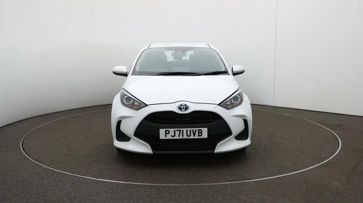 2022-toyota-yaris-15-vvt-i-icon-big-2
