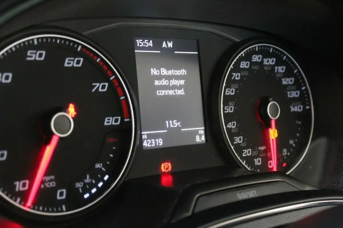 2019-seat-ibiza-10-mpi-fr-big-26