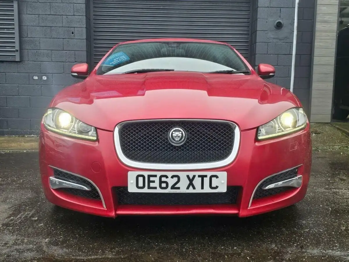 2013-jaguar-xf-30td-s-premium-luxury-ss-saloon-4d-auto-big-43