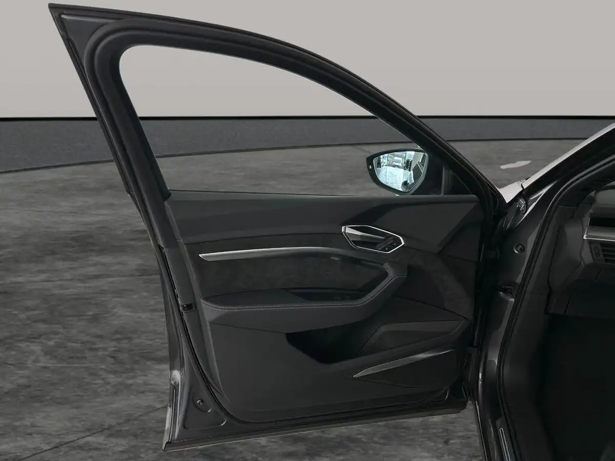 2020-audi-e-tron-50e-s-line-station-wagon-big-26