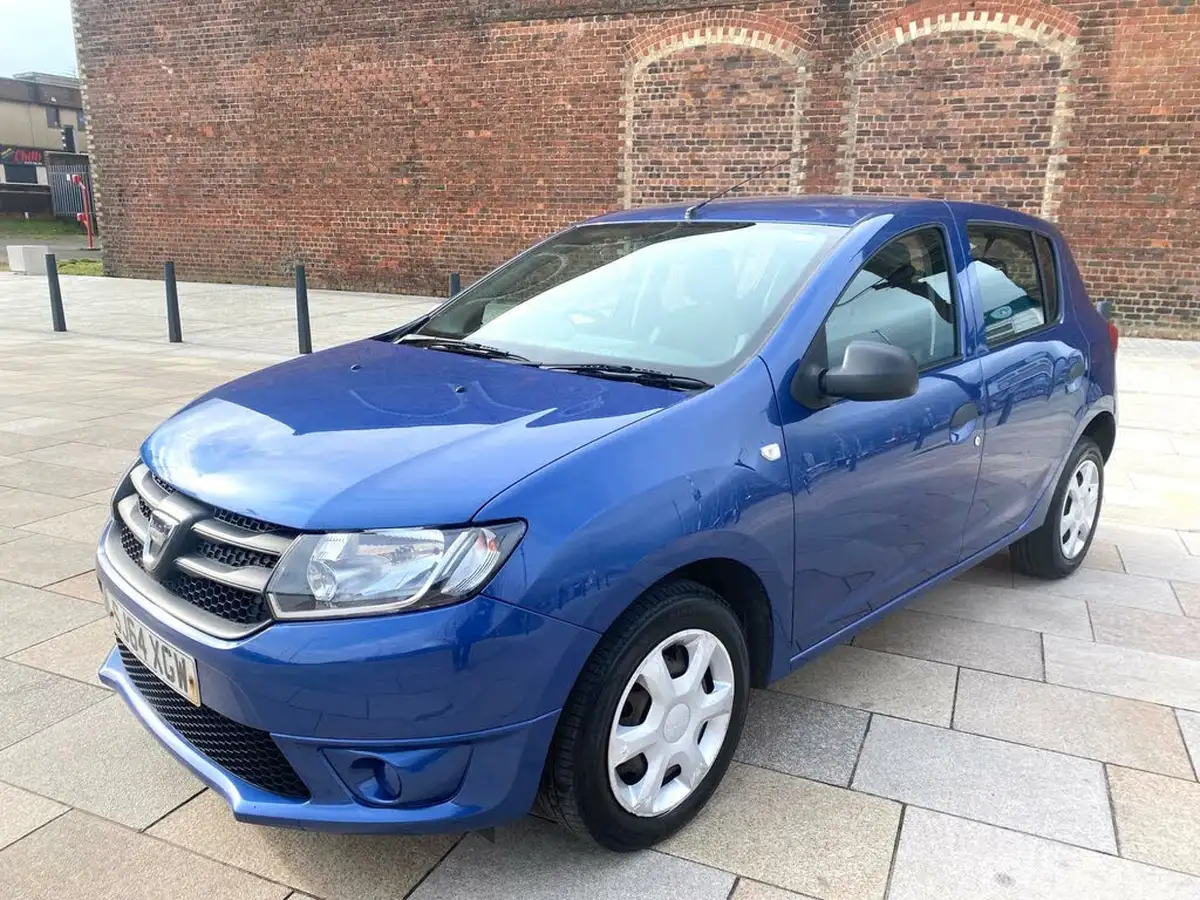 2014-dacia-sandero-12-ambiance-big-1