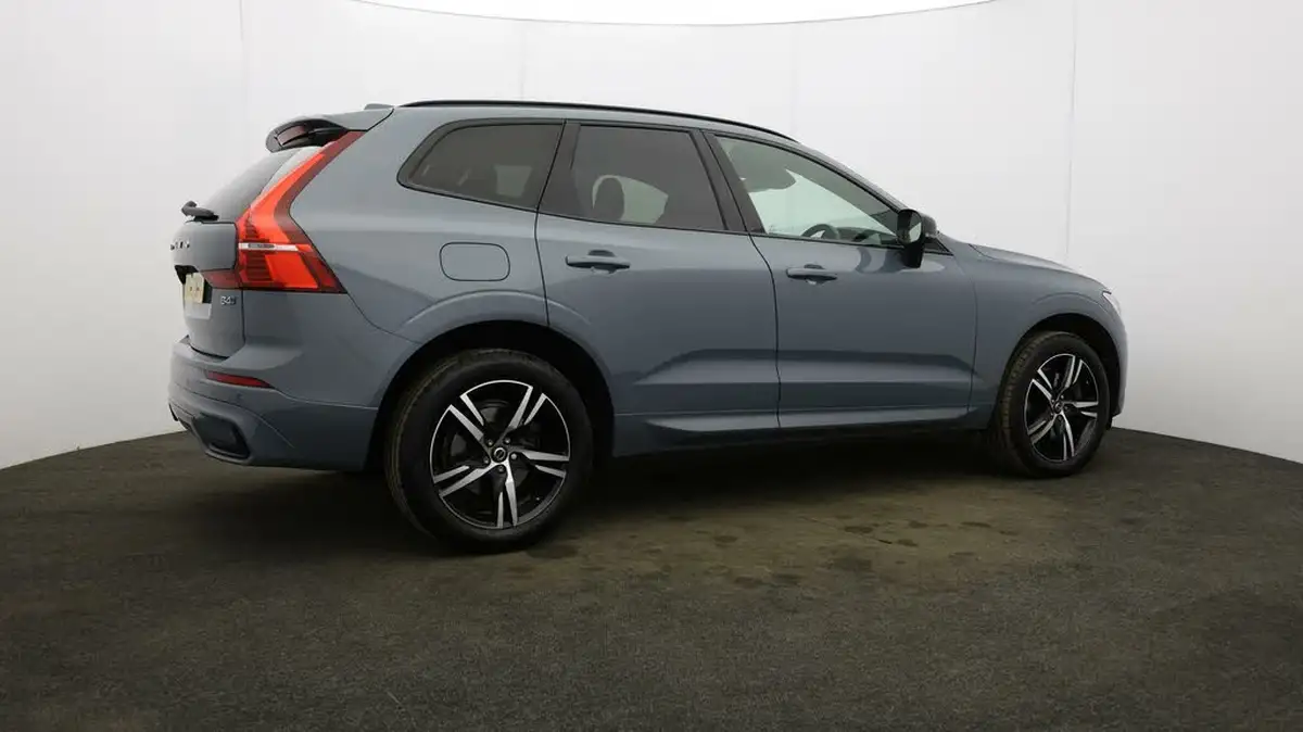 2021-volvo-xc60-20td-b4-r-design-awd-big-49