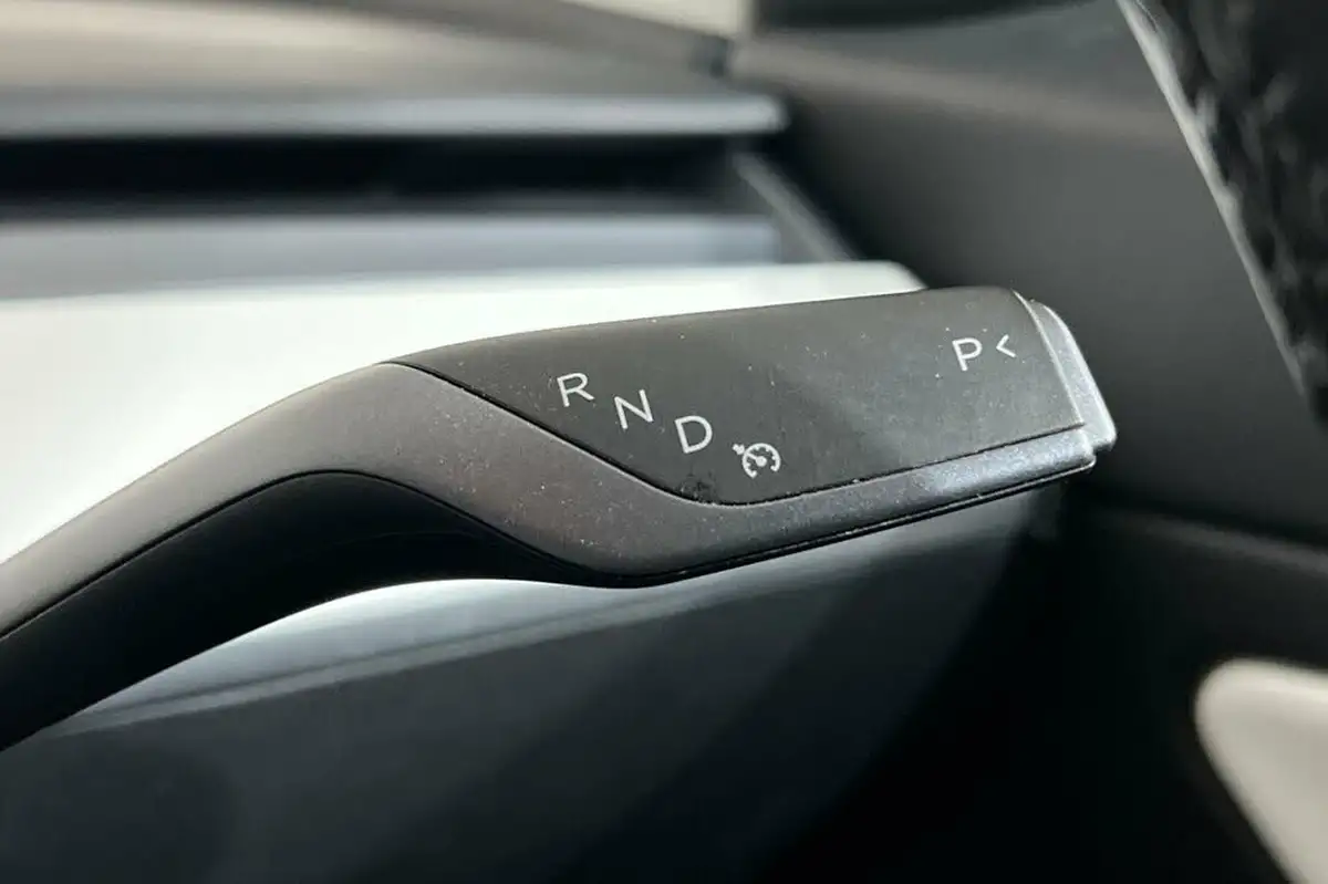 2019-tesla-model-3-e-4x4-performance-pack-big-28