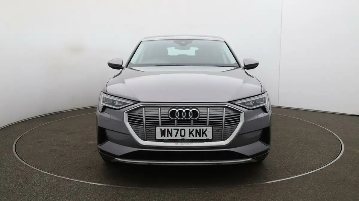 2020-audi-e-tron-50e-sport-big-2