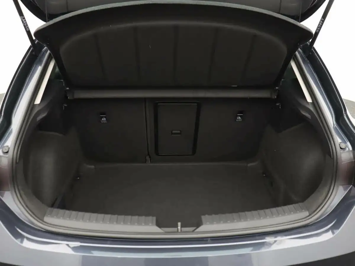 2024-seat-leon-10-etsi-evo-fr-hatchback-big-17