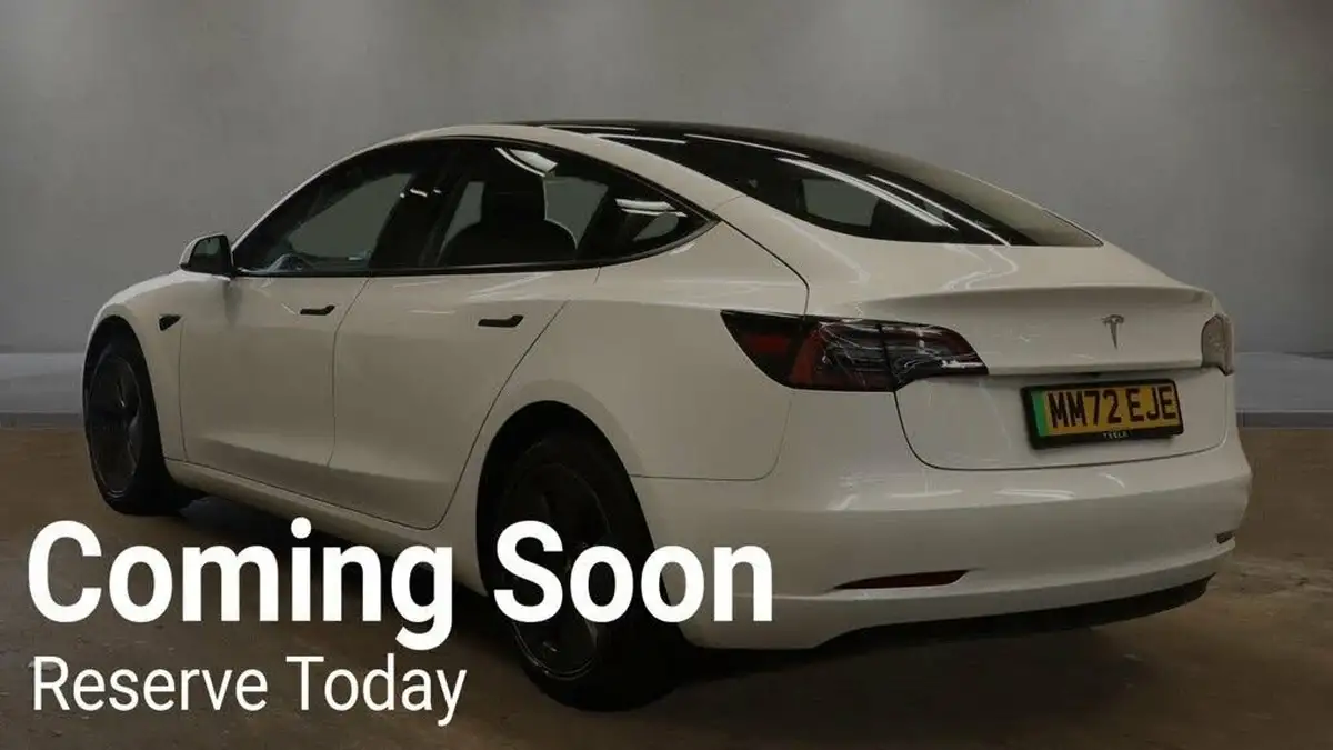 2022-tesla-model-3-e-rwd-big-0