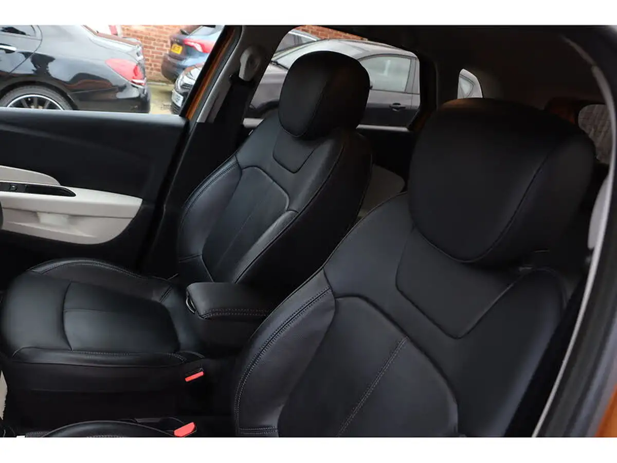 2019-renault-captur-13-tce-gt-line-150bhp-edc-auto-big-36