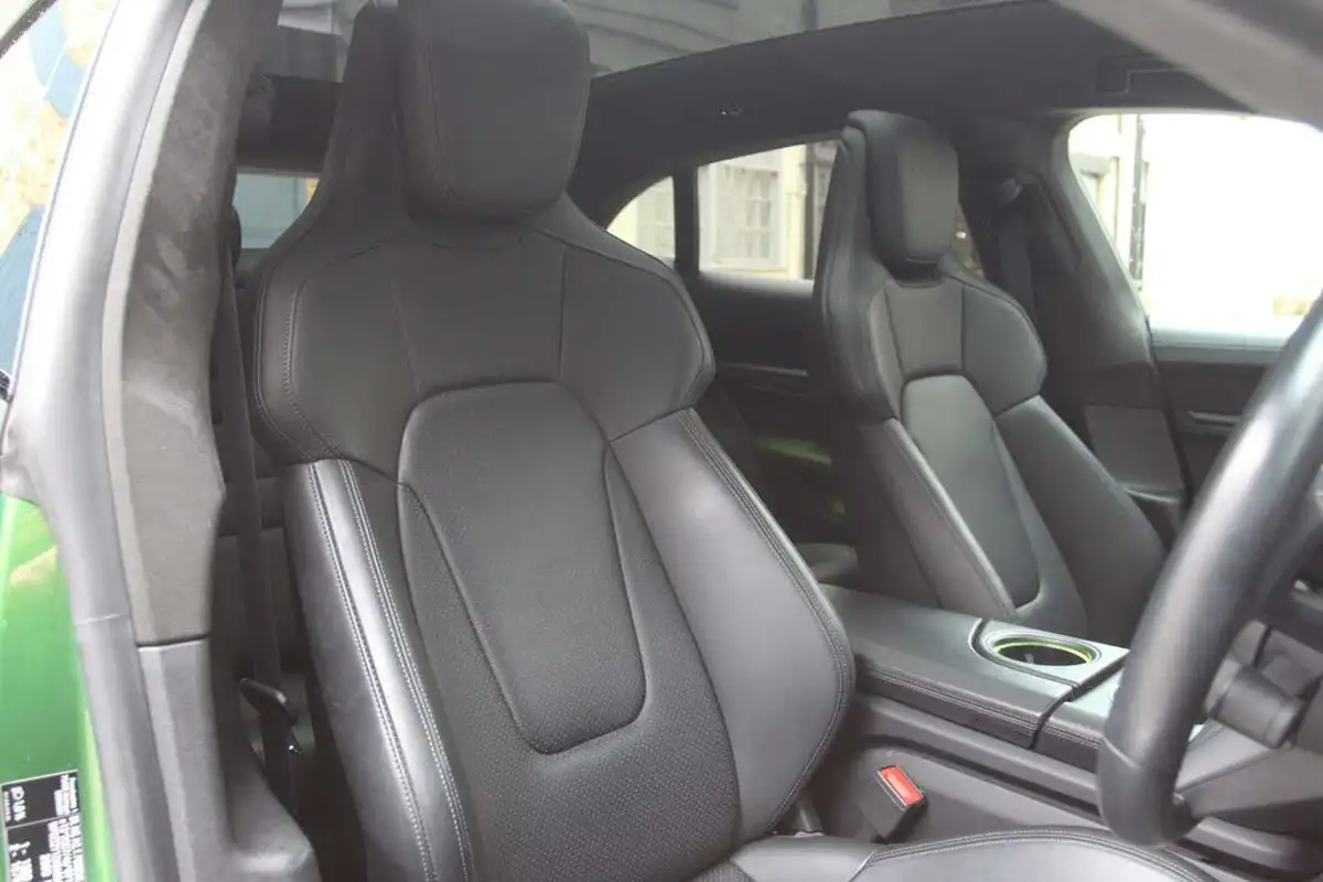 2021-porsche-taycan-e-turbo-cross-turismo-awd-big-27