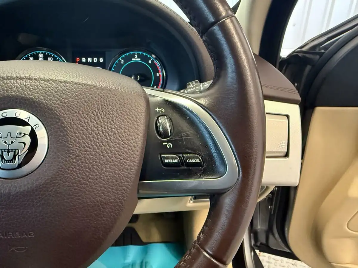2013-jaguar-xf-30td-premium-luxury-ss-saloon-4d-auto-big-22
