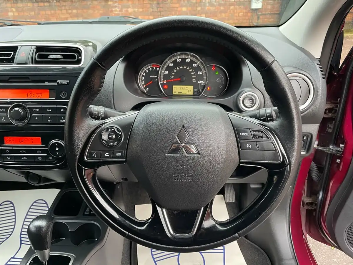 2017-mitsubishi-mirage-12-juro-leather-cvt-big-16