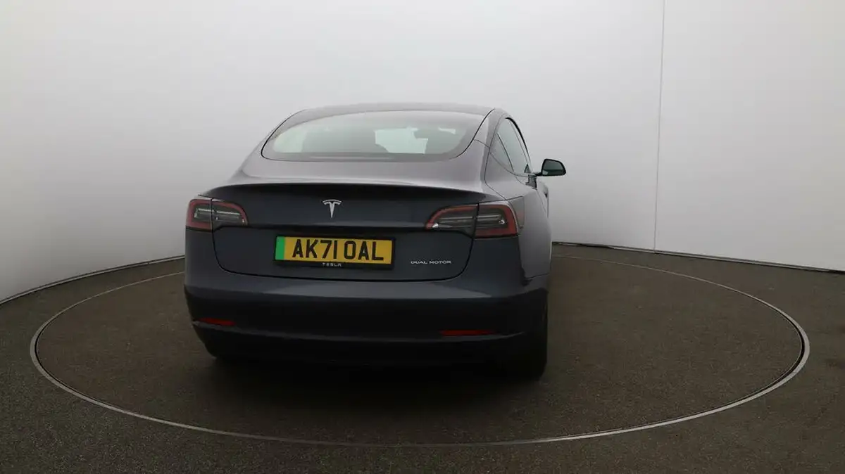 2021-tesla-model-3-e-long-range-awd-big-55