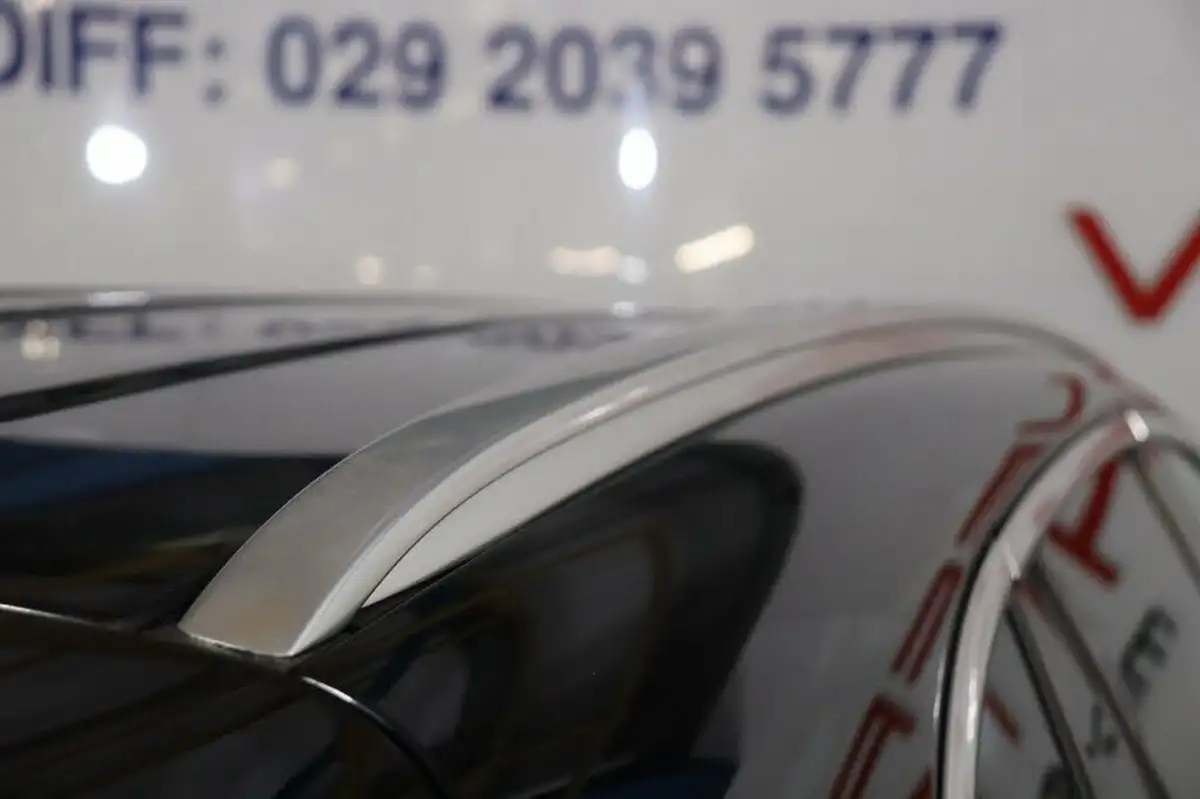2019-mercedes-benz-glc-class-20d-glc220d-amg-line-station-wagon-5d-4matic-plus-big-25
