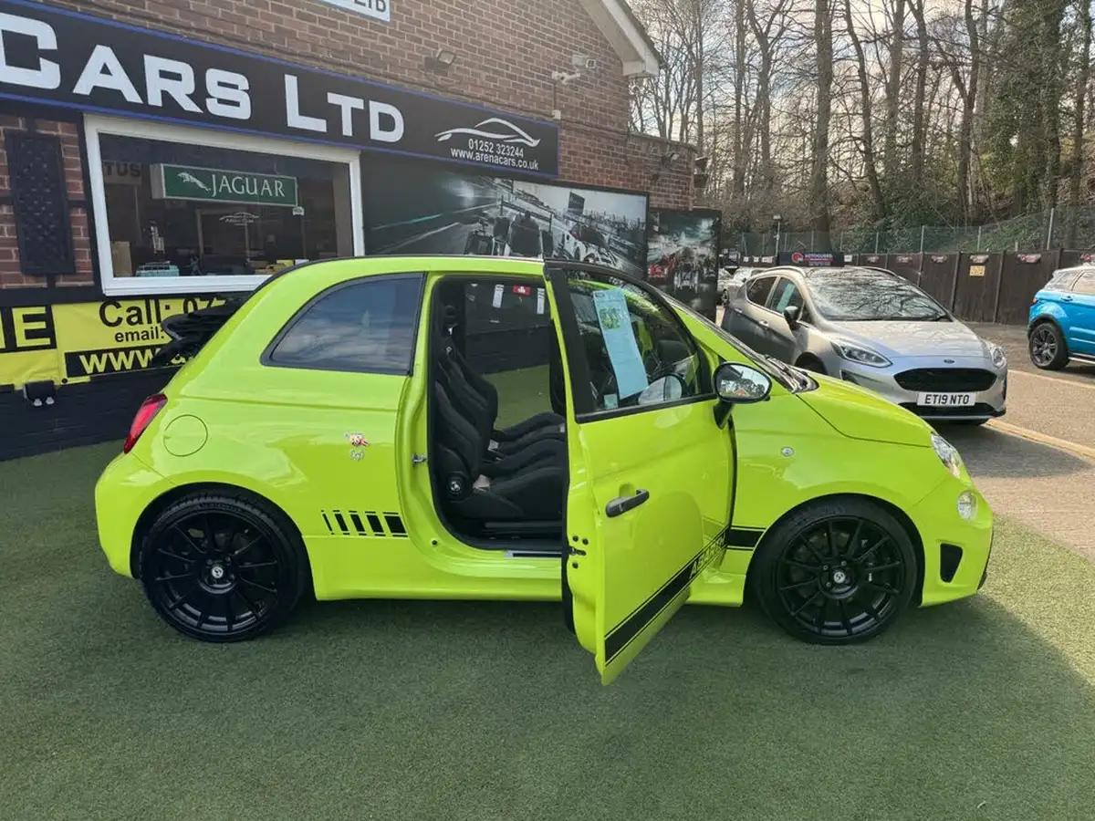 2021-abarth-595c-14-tjet-competizione-70th-big-43