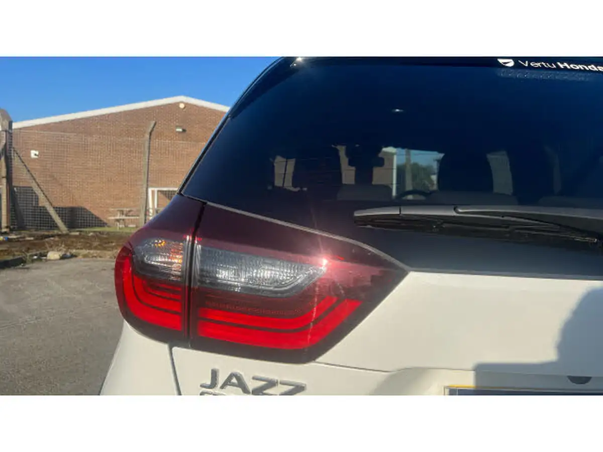 2021-honda-jazz-15-i-mmd-crosstar-ex-107ps-big-22