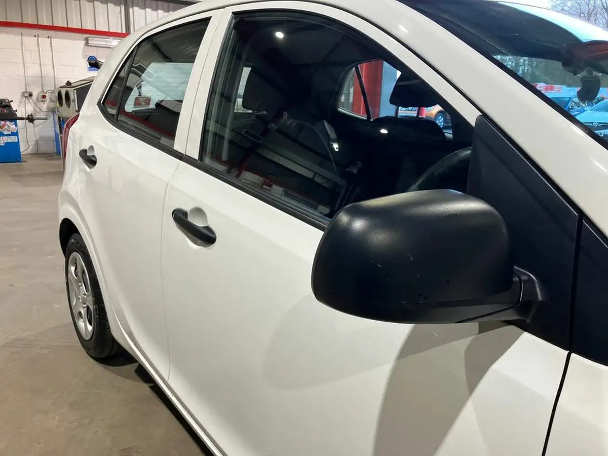 2021-kia-picanto-10-1-big-28