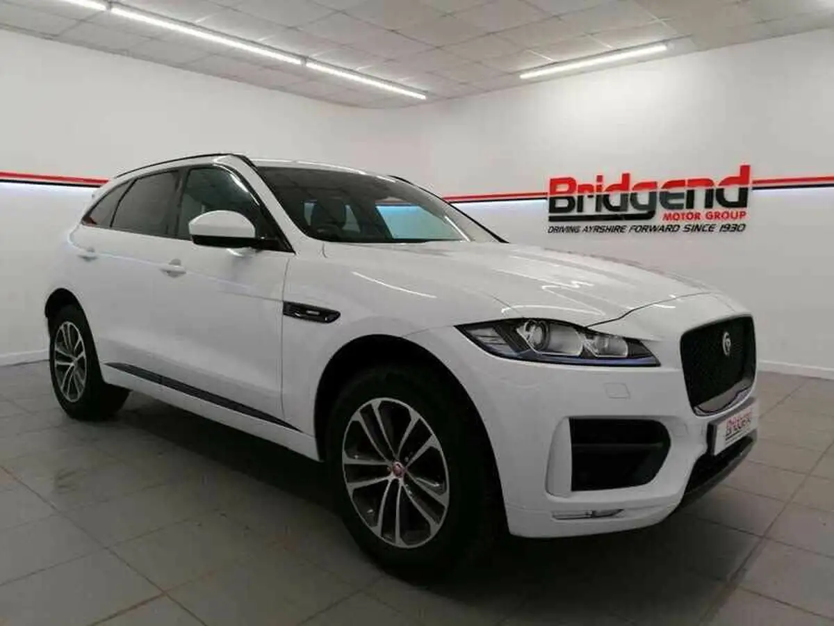2019-jaguar-f-pace-20-i4d-r-sport-180ps-awd-auto-big-0